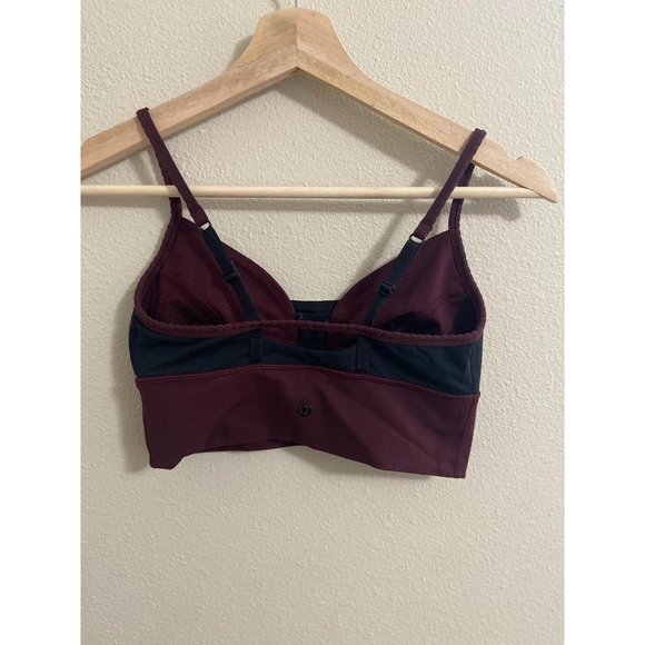 Women's Lululemon 105 F Degree Bra Size 4 - Picture 3 of 5